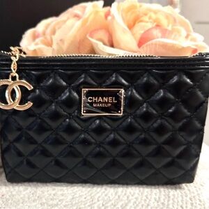 CHANEL Makeup Black Quilted Makeup Zippy Pouch - NIB with dust bag